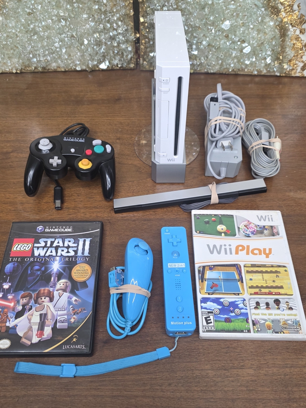Nintendo Wii Console Bundle Backwards Compatible + 2 Games